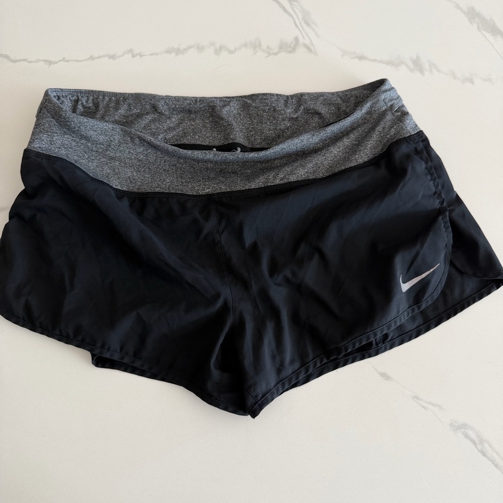 Nike Women's Athletic Shorts in Black and Gray